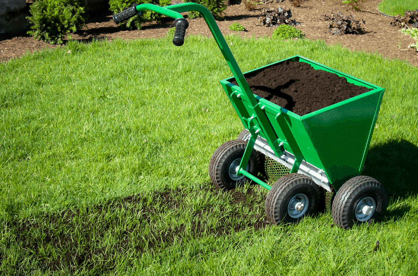 Technique for spreading compost 4